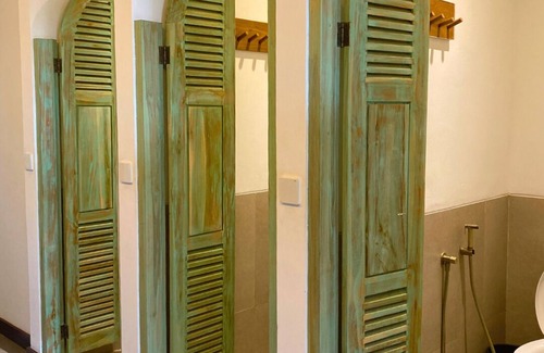 Petitenget Hostel | White Penny Hostel