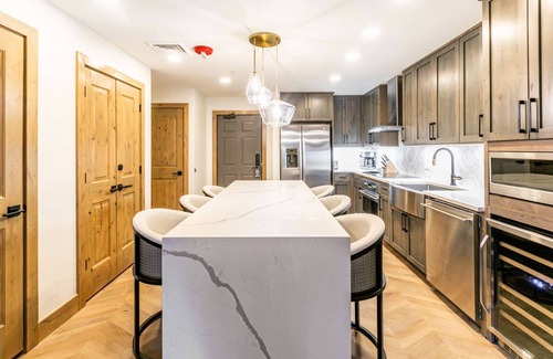 Park City Condo | White Pines 1-Bedroom Deluxe Suite Located at Westgate Park City