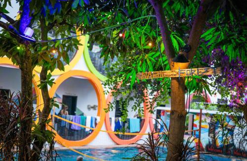 Wat Bo Area Hostel | White Rabbit Hostel