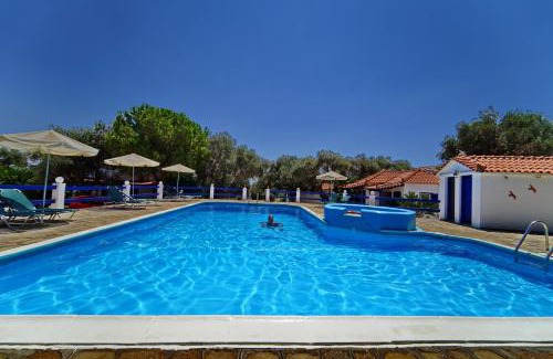 Marathokampos Apartment | White Rock Apartments