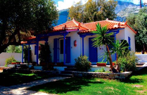 Marathokampos Apartment | White Rock Apartments
