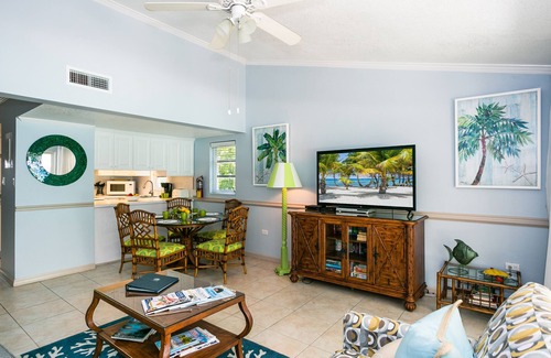 Seven Mile Beach Condo | White Sands 16 - Two Bedroom Unit with spectacular views of Seven Mile Beach!
