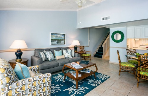 Seven Mile Beach Condo | White Sands 16 - Two Bedroom Unit with spectacular views of Seven Mile Beach!