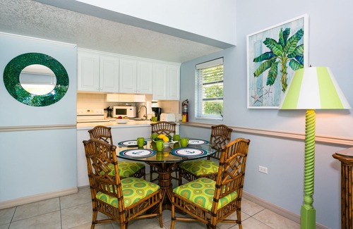 Seven Mile Beach Condo | White Sands 16 - Two Bedroom Unit with spectacular views of Seven Mile Beach!