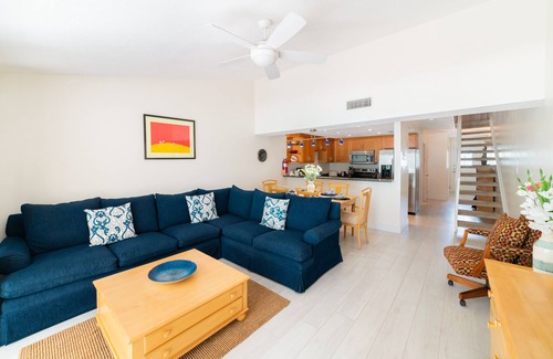 Seven Mile Beach Apartment | White Sands 3 Bed 7 Mile Beach
