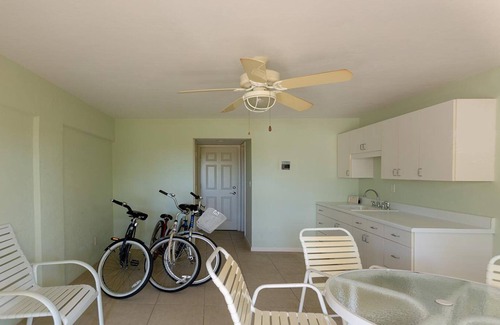 Sanibel Condo | White Sands #32 Beautiful beachfront condo, 2 bedroom 2 bath with cabana Sleeps 6