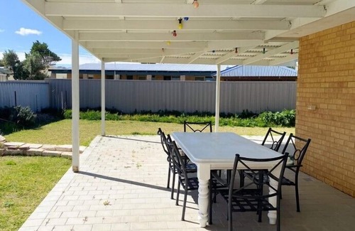 Lancelin House | White Sands - Located just 300m from Lancelin’s beautiful Back Beach.