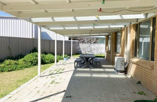 Lancelin House | White Sands - Located just 300m from Lancelin’s beautiful Back Beach.