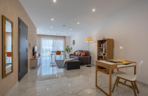 Ta' Pennellu Apartment | White Sands