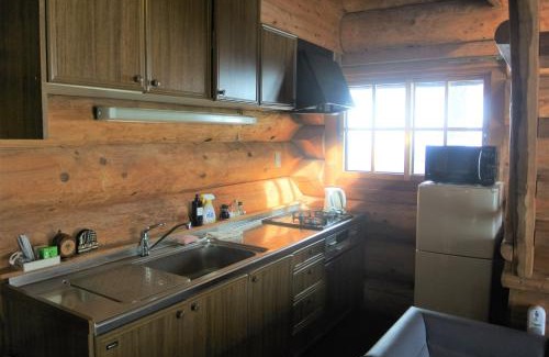 Shinano Apartment | White Tree Log House Madarao Tangram