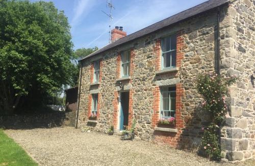 Castlewellan House | Whitehill Cottage