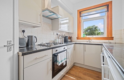 Bathgate Apartment | Whiteside 3 Bedroom Apartment - Bathgate