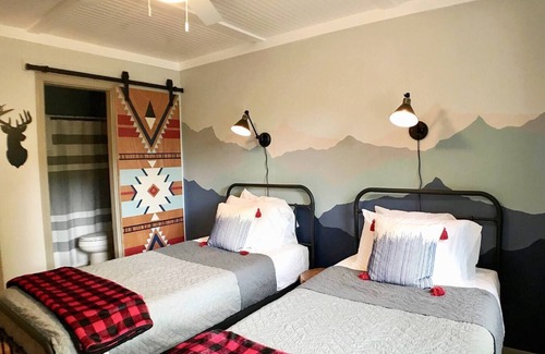 Banner Elk Ski Chalet | Whitetail Crossing Beech Mountain-close to slopes!