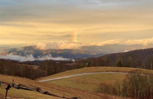 Elk Park House | Whitetail Ridge Lodge at Eagles Nest