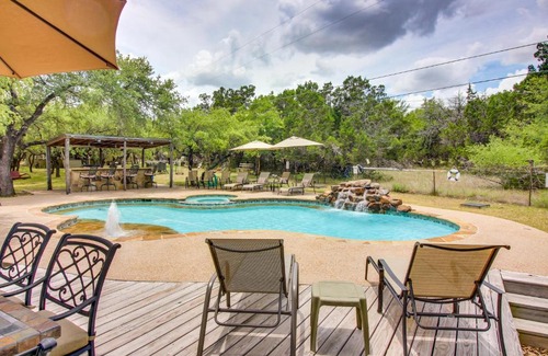 Dripping Springs House | Whitetail Ridge Retreat