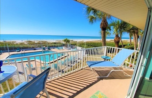 Whitney Beach Condo | Whitney Beach 323 in Longboat Key