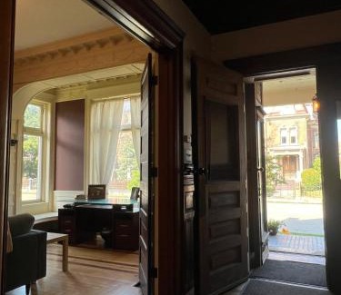 Midtown House | Whitney Mansion Downtown Detroit