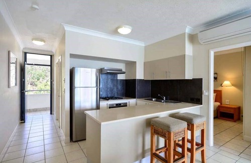 Hamilton Island Apartment | Whitsunday Apartment West 904