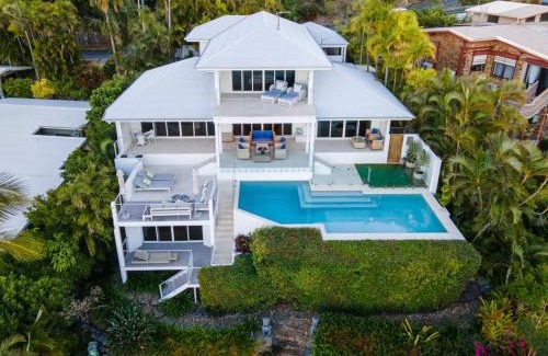 Shute Harbour House | Whitsundays Bliss Luxury Whitsunday Ocean View Retreat