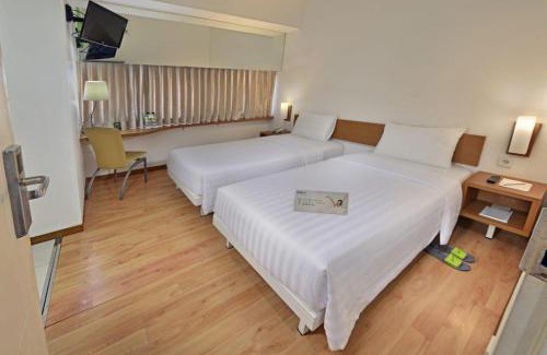 Semarang Hotel | Whiz Hotel Pemuda Semarang