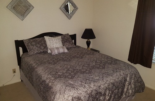 Spring Valley Condo | Whole Apt, Private Entrance, Great area w/Small Efficiancy Kitchennette.
