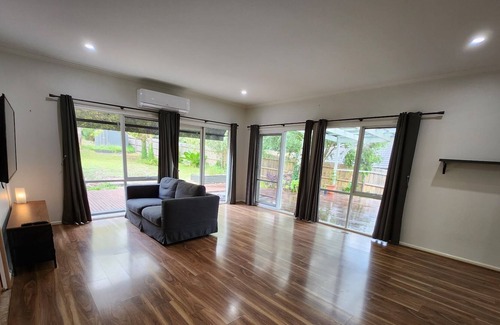 Ferntree Gully House | Whole home, clean tidy, family friendly