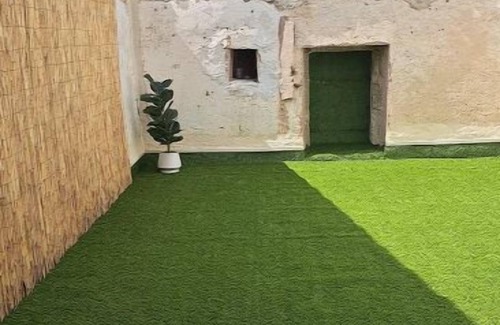 Pinet Apartment | Whole house: accommodation - Pinet, France