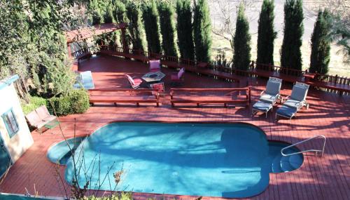 Julian Ski Chalet | Whole House at Eaglenest Inn with Pool & SPA