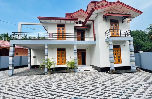 Maritimepattu House | Whole house - Family friendly