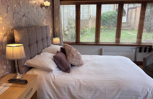 Porlock Bed & Breakfast | Whortleberry Studio B&B