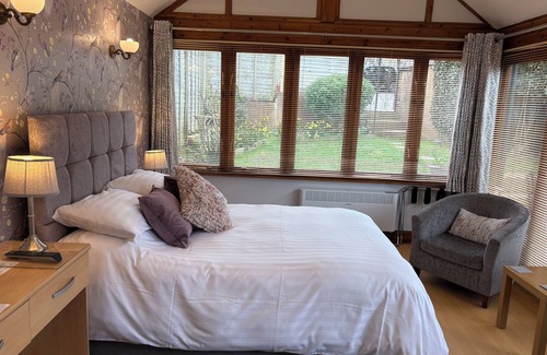 Porlock Bed & Breakfast | Whortleberry Studio B&B
