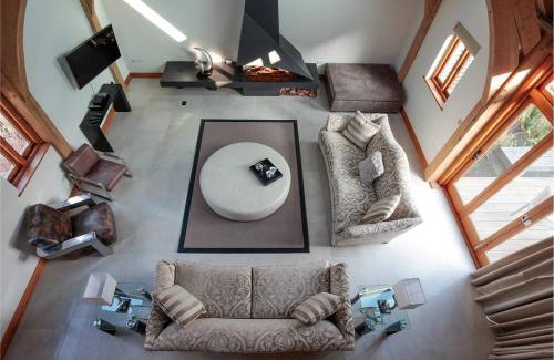 Nuthurst House | Whytings Stud Barn 2