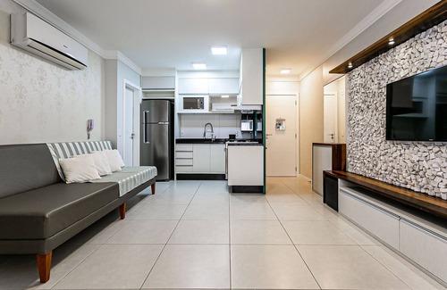 Ingleses Centro Apartment | WI-FI 240MB | 70m from Ingleses Beach #IA05