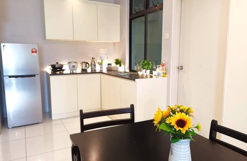 Johor Bahru Apartment | WI-FI Cozy 2BR CityView Paradigmnn