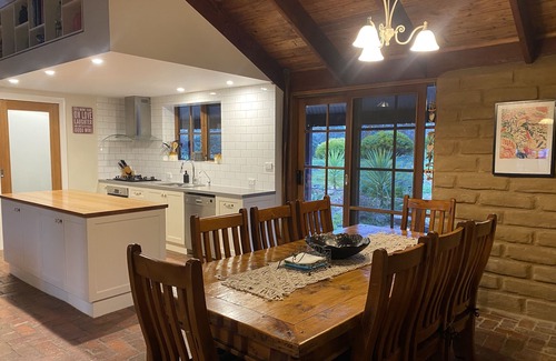 Axe Creek House | Wicklow House Country retreat - Relax and unwind