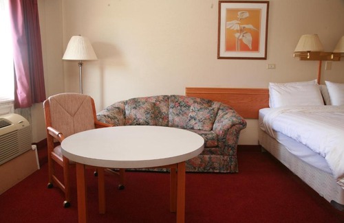Swift Current Hotel | Widus Inn