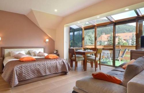 Szczyrk House | Wieczorek Pokoje Gościnne Całoroczne jacuzzi ogrodowe