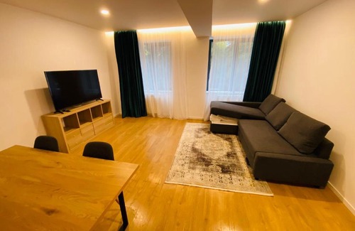Brasov Apartment | Wiese Boutique