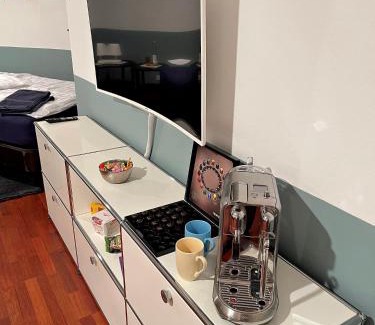 Neuhausen Apartment | WiesnNähe Studio - Charmant & zentral mit U-Bahn-Anschluss