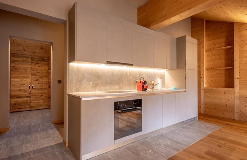 Zinal Apartment | Wifi, 150m from ski lifts, terrace, tv, ski locker, 36m², Zinal