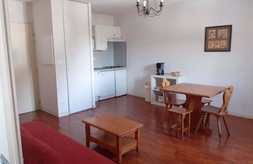 Vignec Apartment | Wifi, 1st floor, swimming pool, tv, ski locker, 34m², Saint Lary Soulan