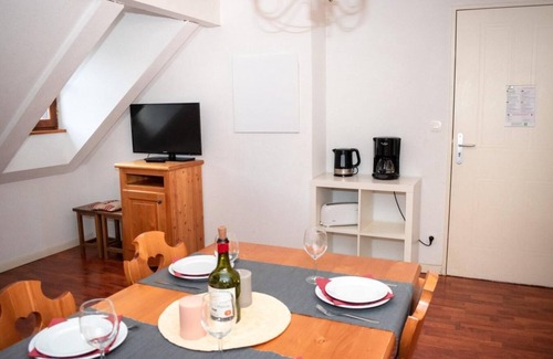 Vignec Apartment | Wifi, 2nd floor, swimming pool, tv, ski locker, 37m², Saint Lary Soulan