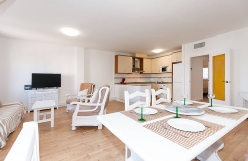 Cambrils Apartment | WIFI-AIR CONDITIONING-APARTMENT IN QUIET AND FAMILY AREA IN CAMBRILS