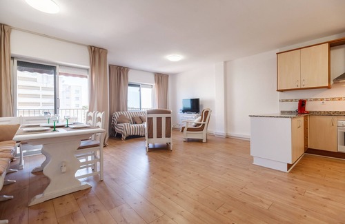 Cambrils Apartment | WIFI-AIR CONDITIONING-APARTMENT IN QUIET AND FAMILY AREA IN CAMBRILS