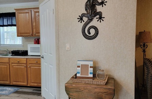 Henrico House | WiFi & Dog Friendly ~ Lake Gaston