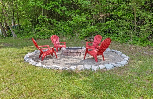 Campton Cabin | WiFi - Dreamcatcher - Glamping Tiny Cabin in Red River Gorge, Kentucky!
