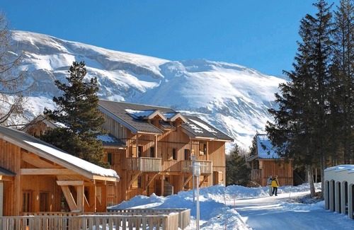 Saint-Etienne-en-Devoluy Apartment | Wifi, fitness, swimming pool, terrace, balcony, parking, tv, ski locker, 34m², Superdévoluy