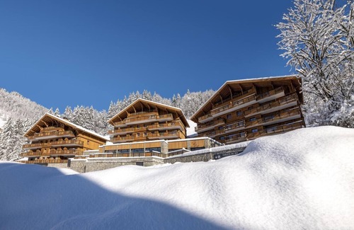 Le Grand-Bornand Apartment | Wifi, fitness, swimming pool, balcony, parking, tv, ski locker, 60m², Le Grand Bornand