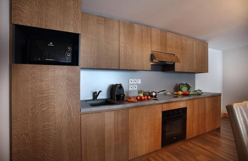 Eclose-Est Apartment | Wifi, fitness, swimming pool, sauna, hammam, balcony, tv, 53m², Alpe d'Huez