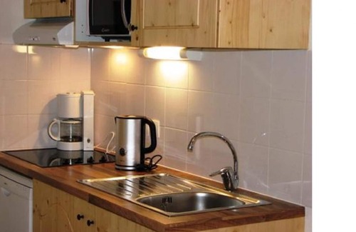 Orelle Apartment | Wifi, fitness, swimming pool, sauna, hammam, terrace, balcony, parking, tv, ski locker, 31m², Orelle